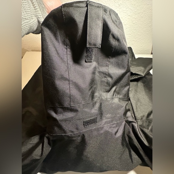 Portwest S555 Outcoach Waterproof PU Jacket with Stormflap and Packaway Hood Med - Picture 15 of 16